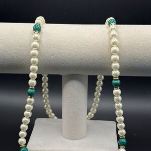 Vintage Faux Pearl & Malachite Bead Necklace Gold Tone 16” Classic Strand